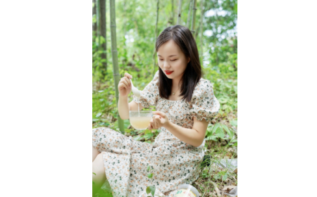 為何99%漂亮女性每天都在喝一杯有機(jī)野生葛根粉？